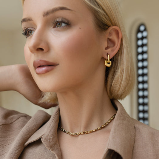 Liora Necklace