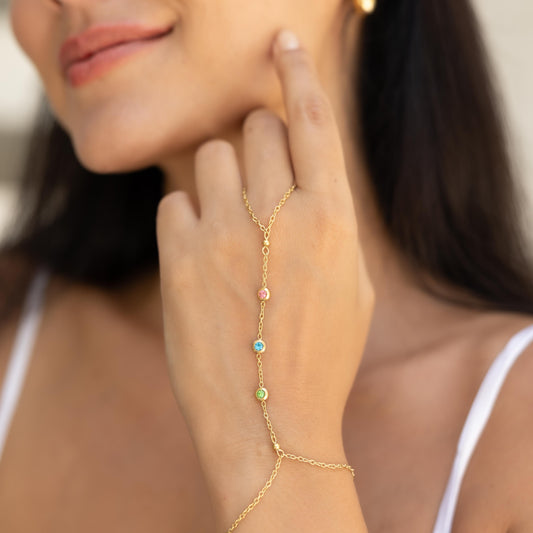 Suri Hand Chain