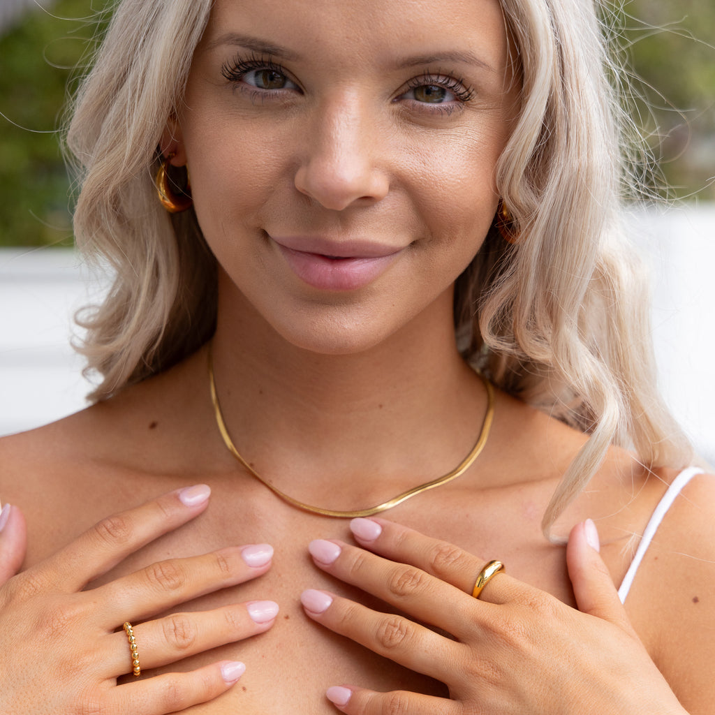 Victoria Herringbone Necklace