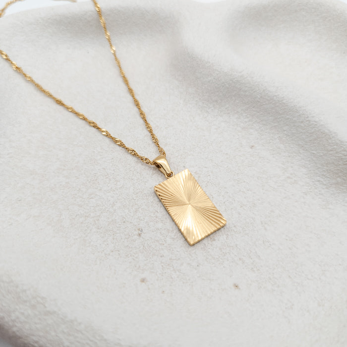 Solaris Pendant Necklace