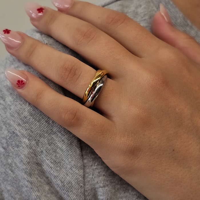 Alice Trio Ring